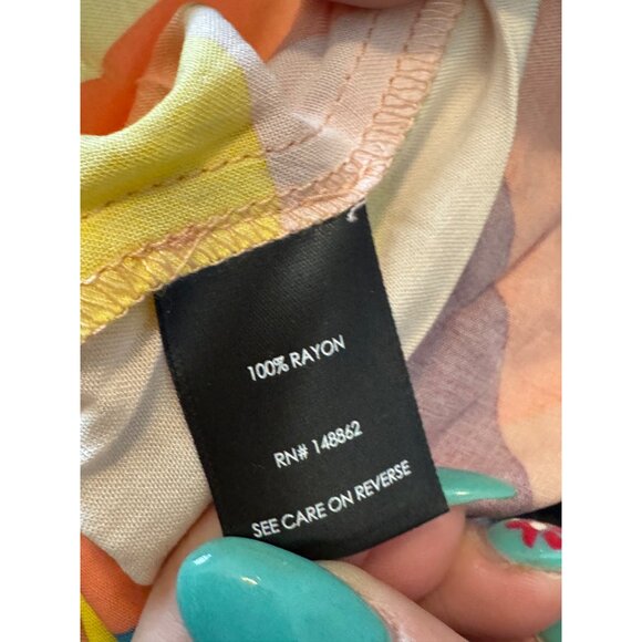 Torrid Colorful Geometric Print Tiered Tank Top Adjustable Straps Size 1 NWT - Picture 7 of 9